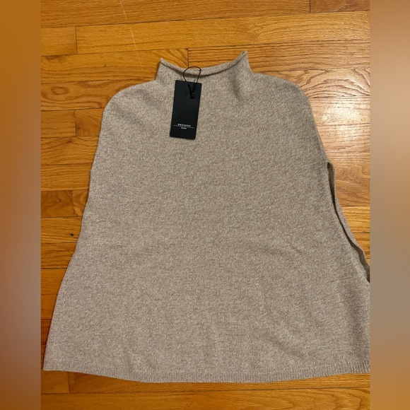 Max Mara Weekend Annica Cashmere Poncho - NWT - Picture 7 of 8